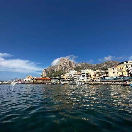 Апартаменты Casa Vacanze La Rocca 2 Палермо Экстерьер фото